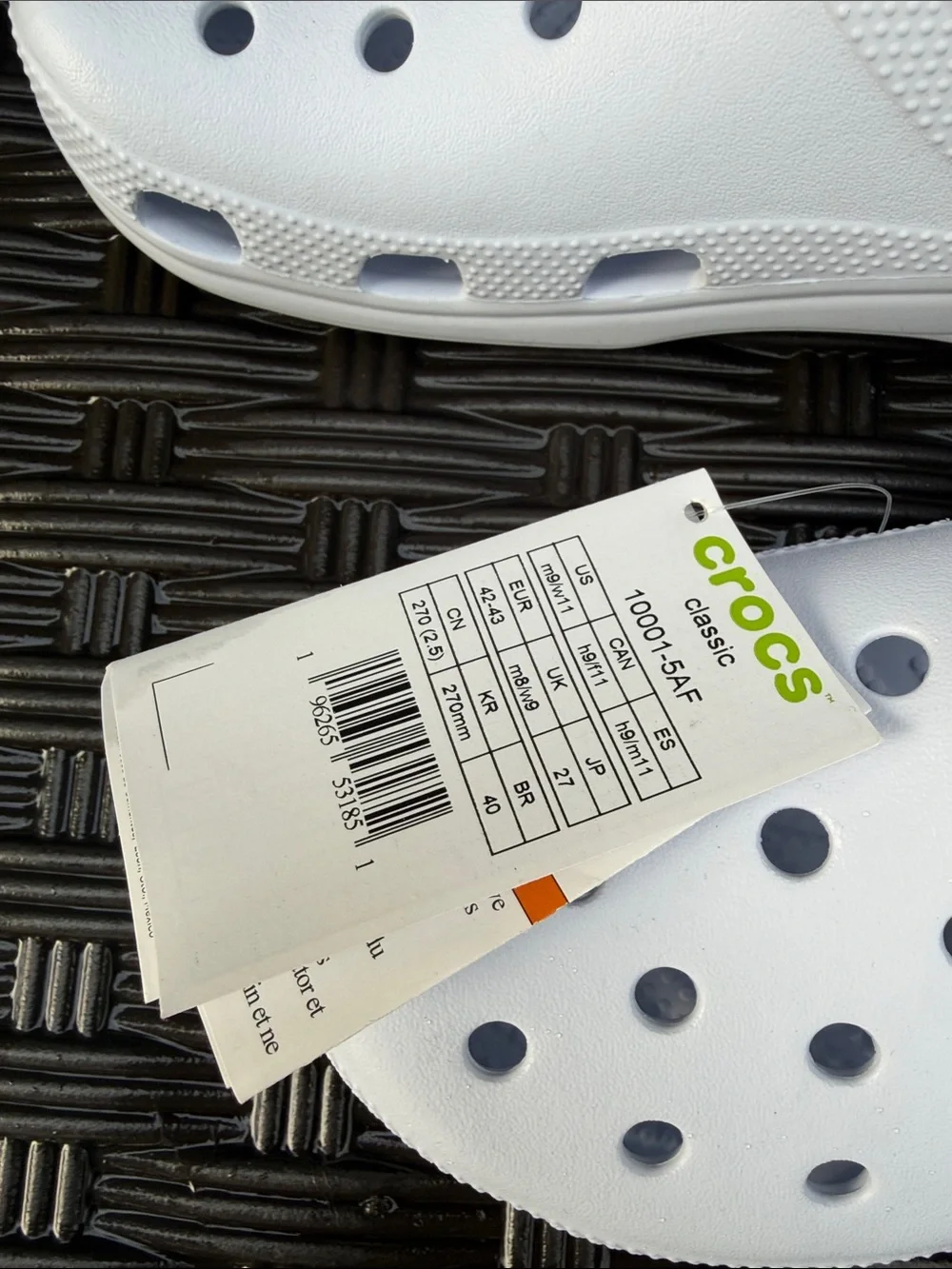 CROCS Classic Clog in Silver Lilac